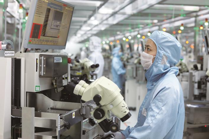 顯示屏無塵車間的圖片 顯示屏無塵車間的圖片