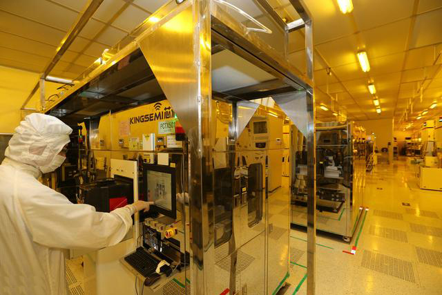 芯片凈化車間的圖片 芯片凈化車間的圖片